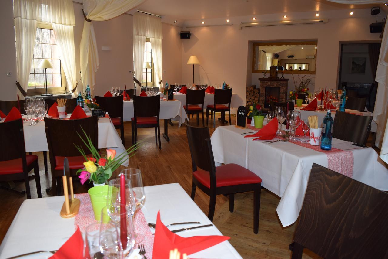 ואלוף Hotel Restaurant Ruppert מראה חיצוני תמונה