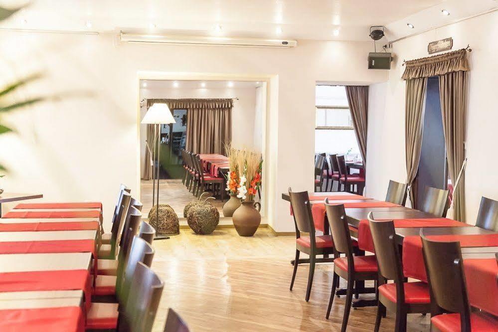 ואלוף Hotel Restaurant Ruppert מראה חיצוני תמונה